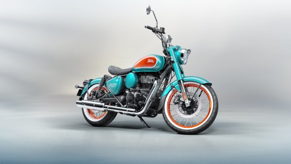 Goan350_Master_RHS_F3Q_TripTeal