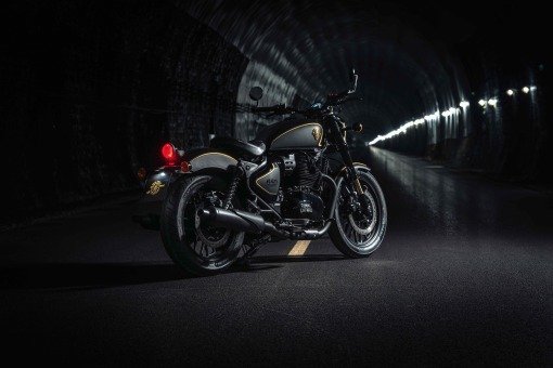 Shotgun 650 Rough Crafts thematic rear